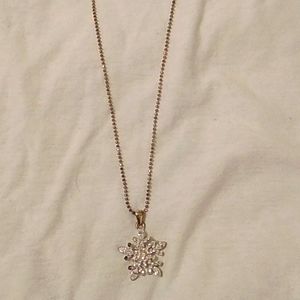 Snowflake necklace